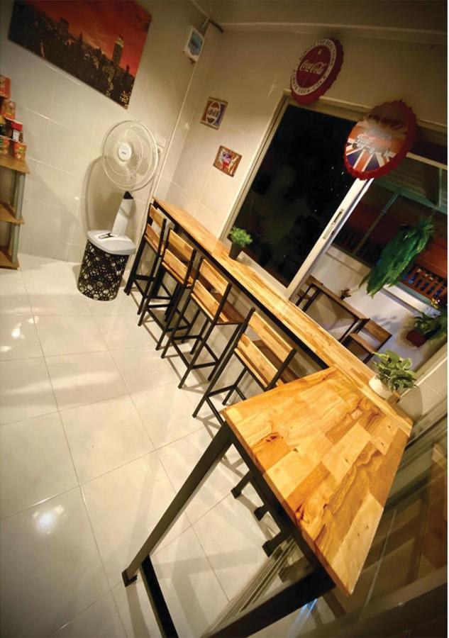 Gogoal Latkrabang Apartment Bangkok Exterior photo