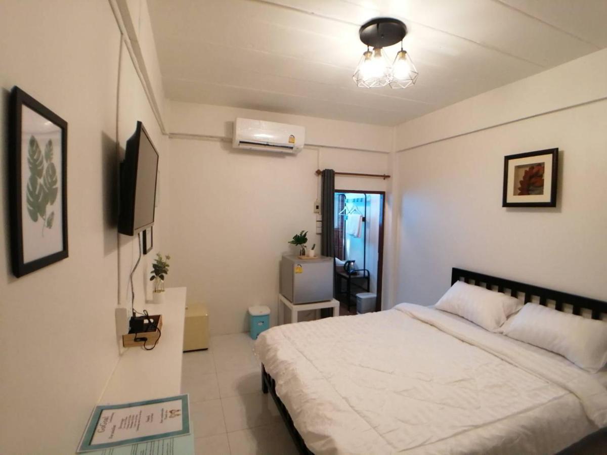 Gogoal Latkrabang Apartment Bangkok Exterior photo
